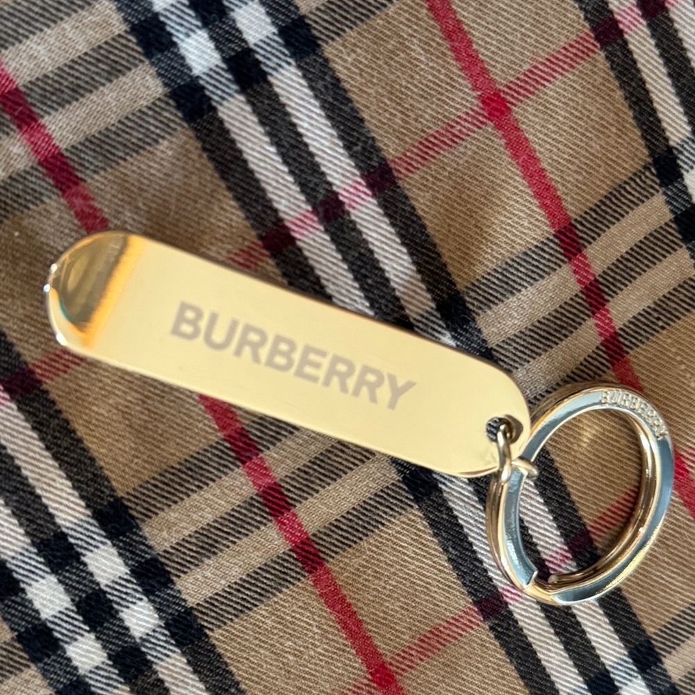 BURBERRY HER🛹Gold Skateboard Key FOB/Bag CHARM🔥Brand NEW🔥w/Free Sample! - Picture 13 of 14